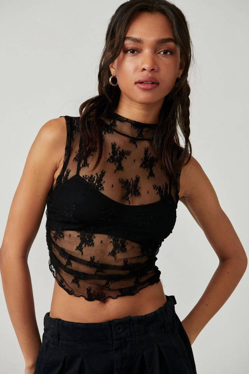 Top transparente de encaje