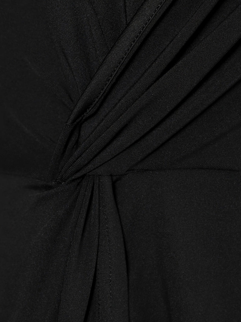 Vestido elegante con tirantes finos retorcidos